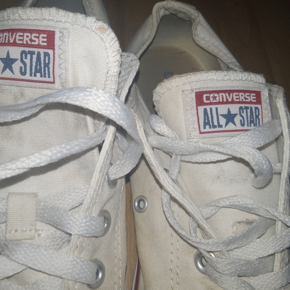 Unisex converse - Picture 3 of 10